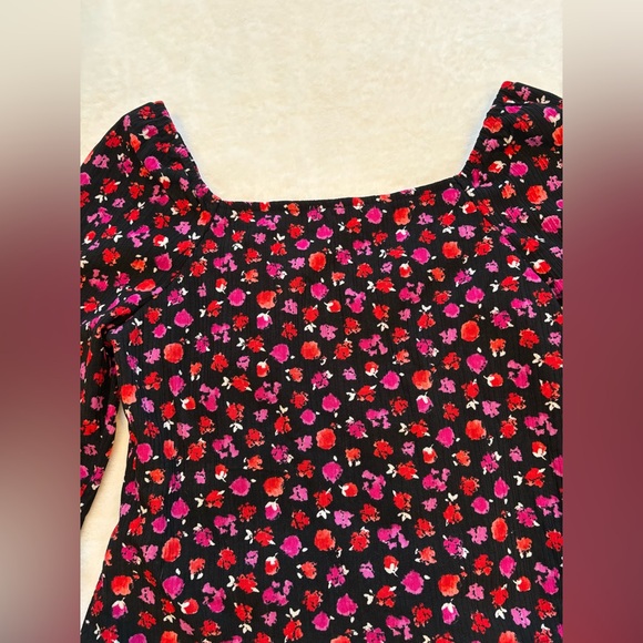 NWOT - Love & Piece Top. Size Large - Picture 9 of 13